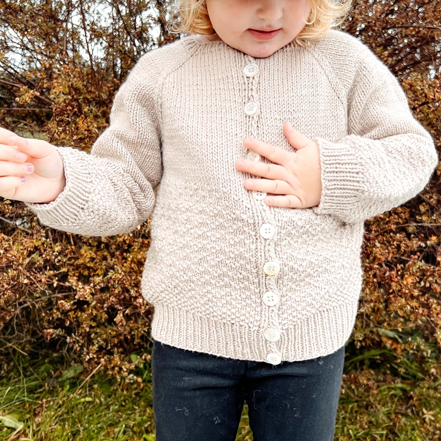 Pernille's pearl jacket (0-4 years)