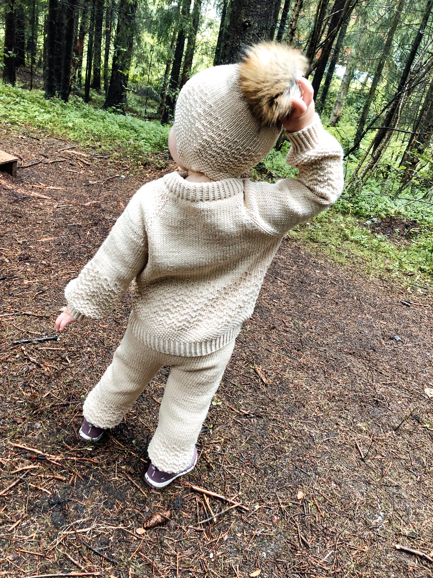 Pernille's pearl jumper (0-5 years)