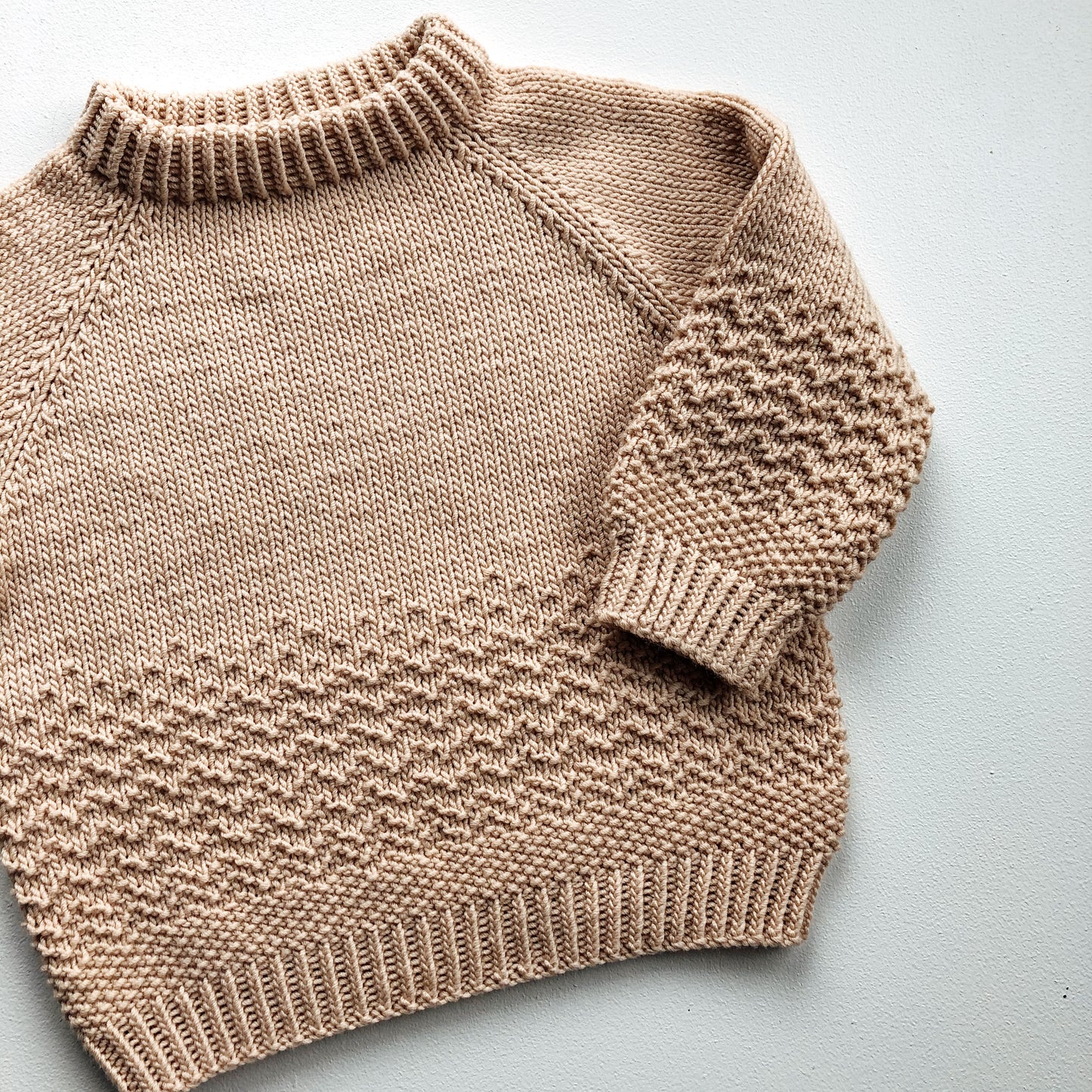 Pernille's pearl jumper (0-5 years)