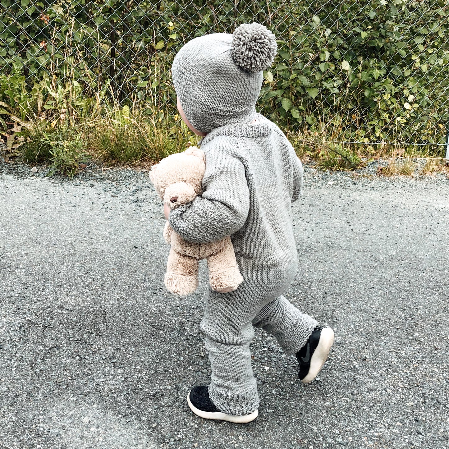 Pernille's pearl suit (0-3 years)