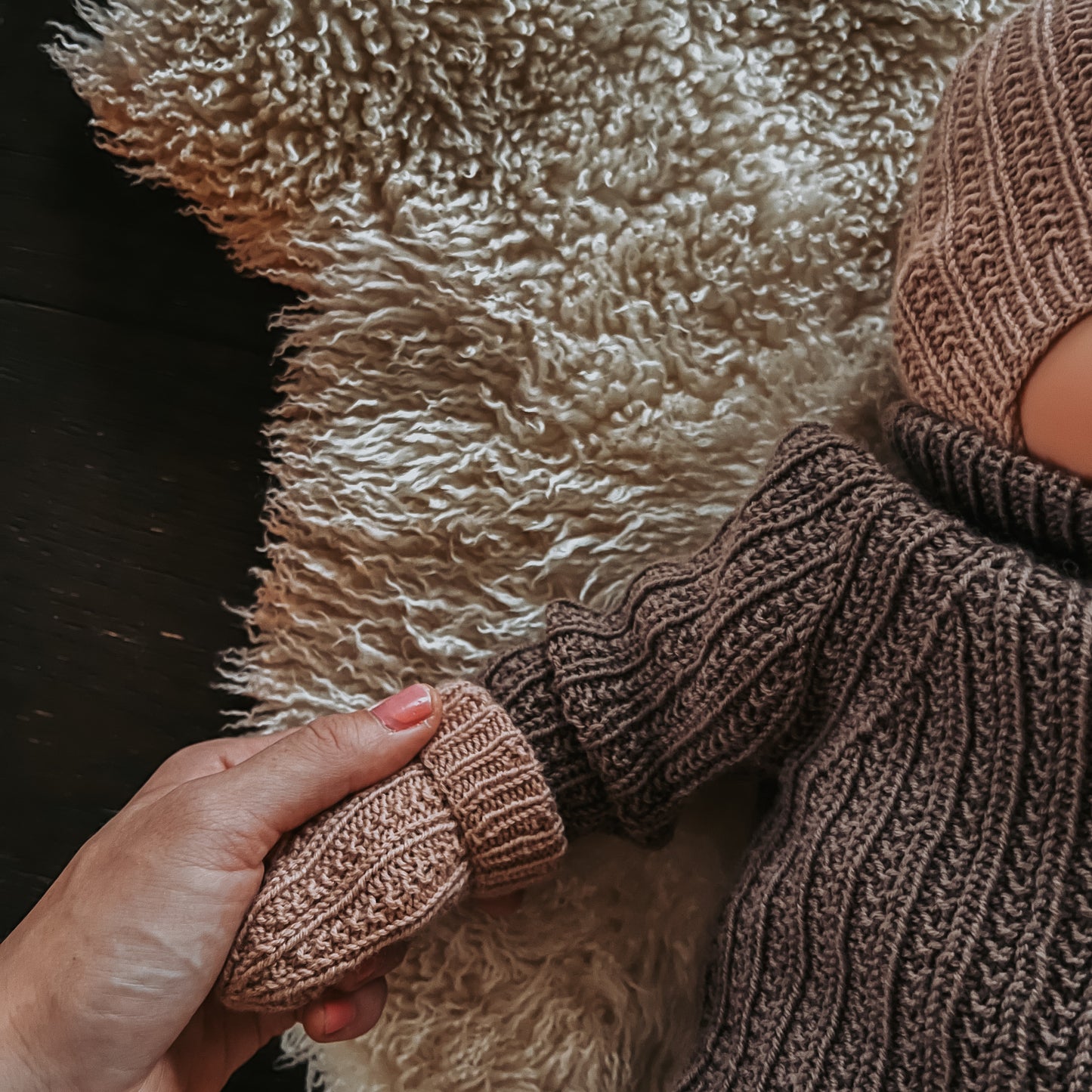 Tynn Amalie genser og bukse med tilbehør