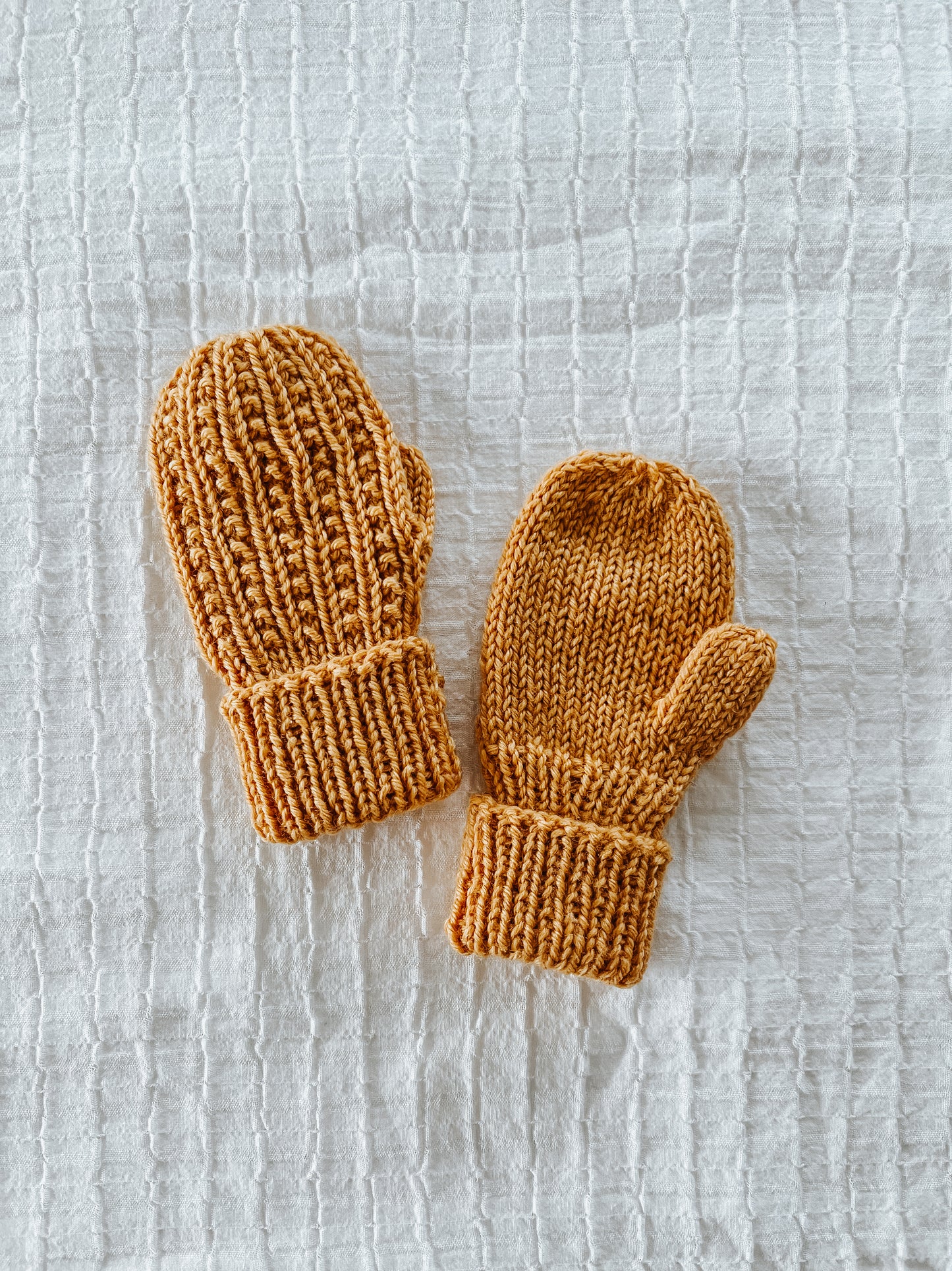 Amalie lue, hals, tykke votter og tykke sokker (1-12 år)